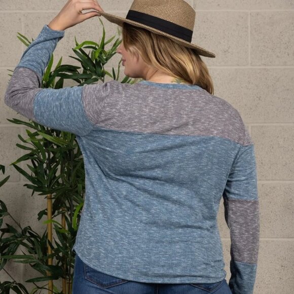 LIGHT GREY TEAL PULL OVER PLUS SIZE SWEATER TOP - Picture 4 of 5